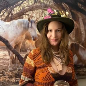 Meet your Posher, Terran